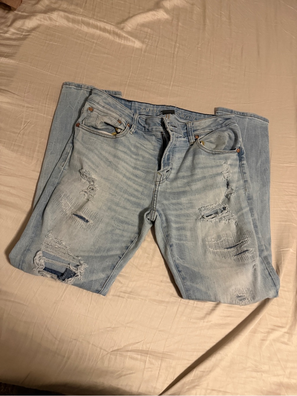 Men’s American Eagle Outfitters Light Blue Ripped Skinny Jeans